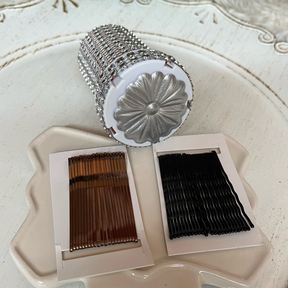 Hair pin organizer